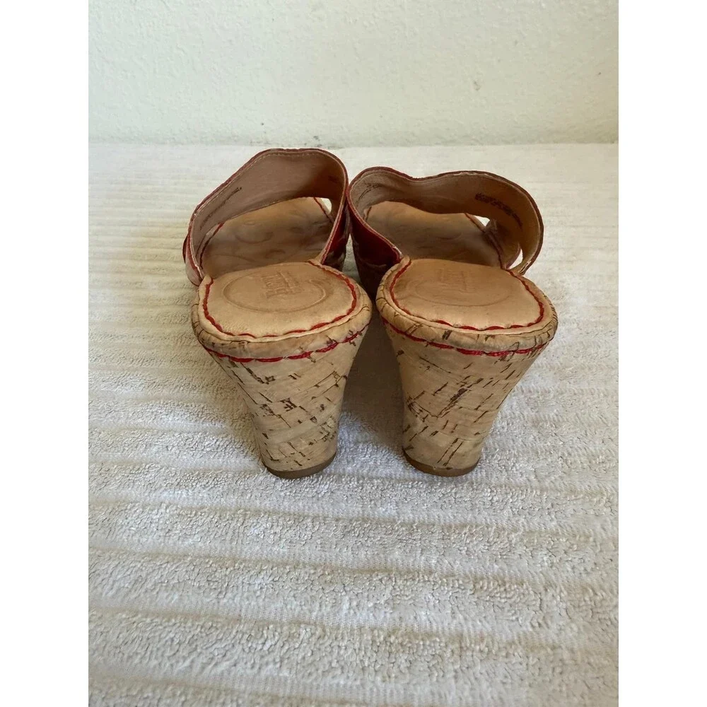 Born Women’s Red Patent Leather Wedge Slide Sandals Size 8 M